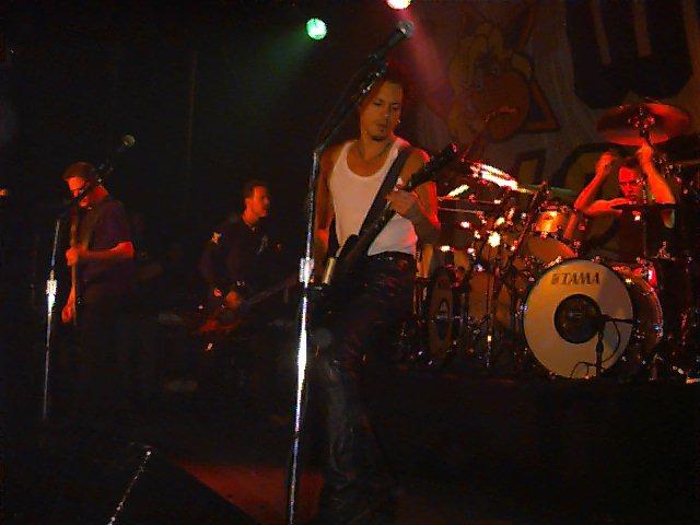 Photo gallery from the gig in Cleveland, OH (Odeon) shot on February 19, 1997
